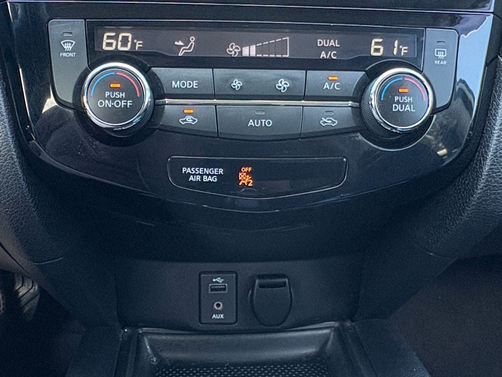 2017 Nissan Rogue SV