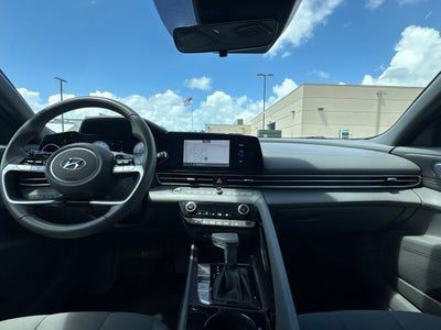 2023 Hyundai Elantra SEL