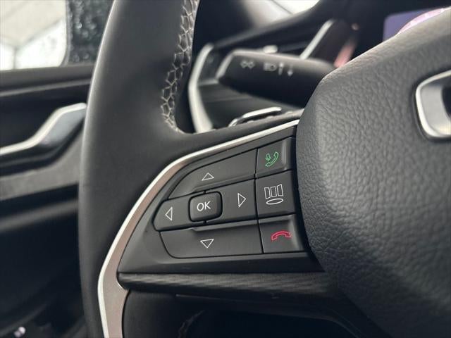 2025 Jeep Grand Cherokee Laredo 4x2