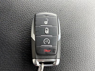 2022 RAM 1500 Big Horn Crew Cab 4x4 5'7' Box