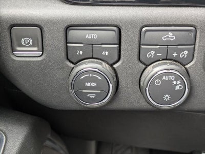 2023 Chevrolet Silverado 1500 4WD Crew Cab Standard Bed LT