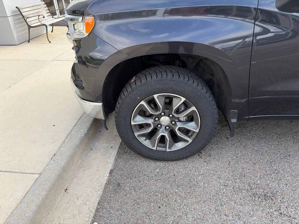2023 Chevrolet Silverado 1500 4WD Crew Cab Short Bed LT with 2FL