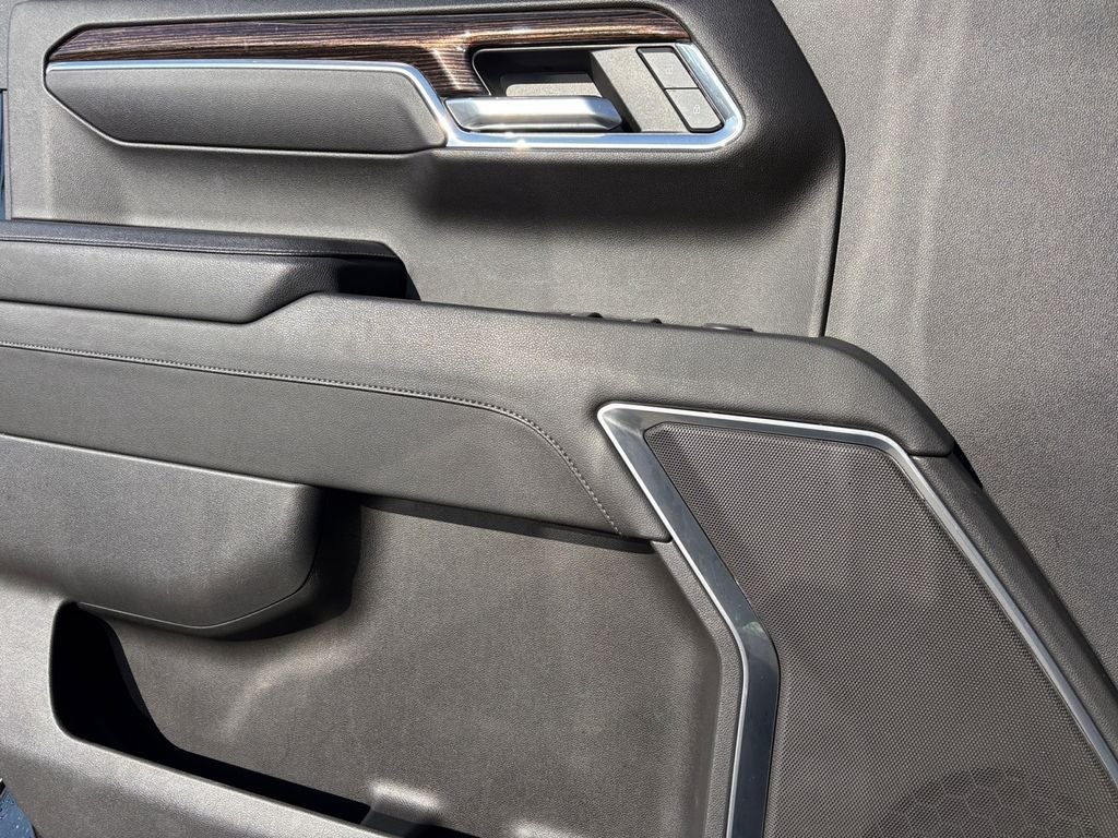 2023 GMC Sierra 1500 4WD Crew Cab Short Box Elevation with 3SB