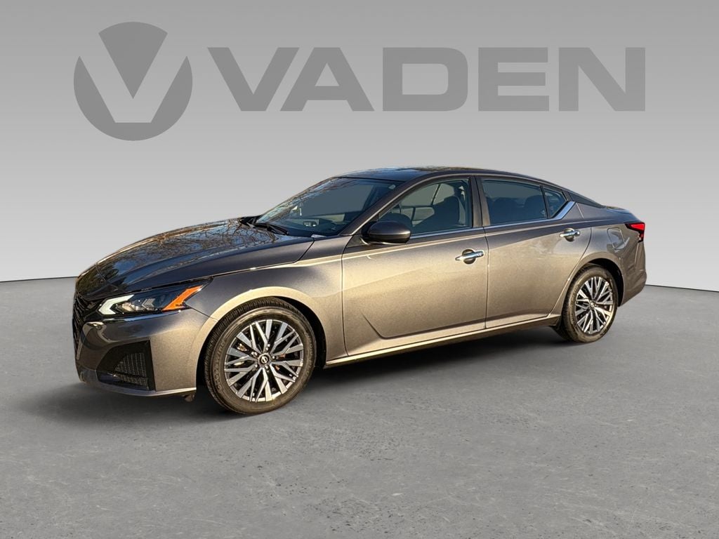 2023 Nissan Altima SV FWD