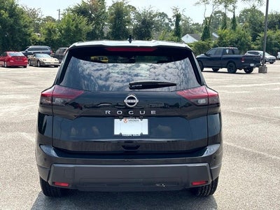 2025 Nissan Rogue SV FWD