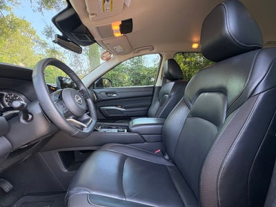 2024 Nissan Pathfinder SL 4WD