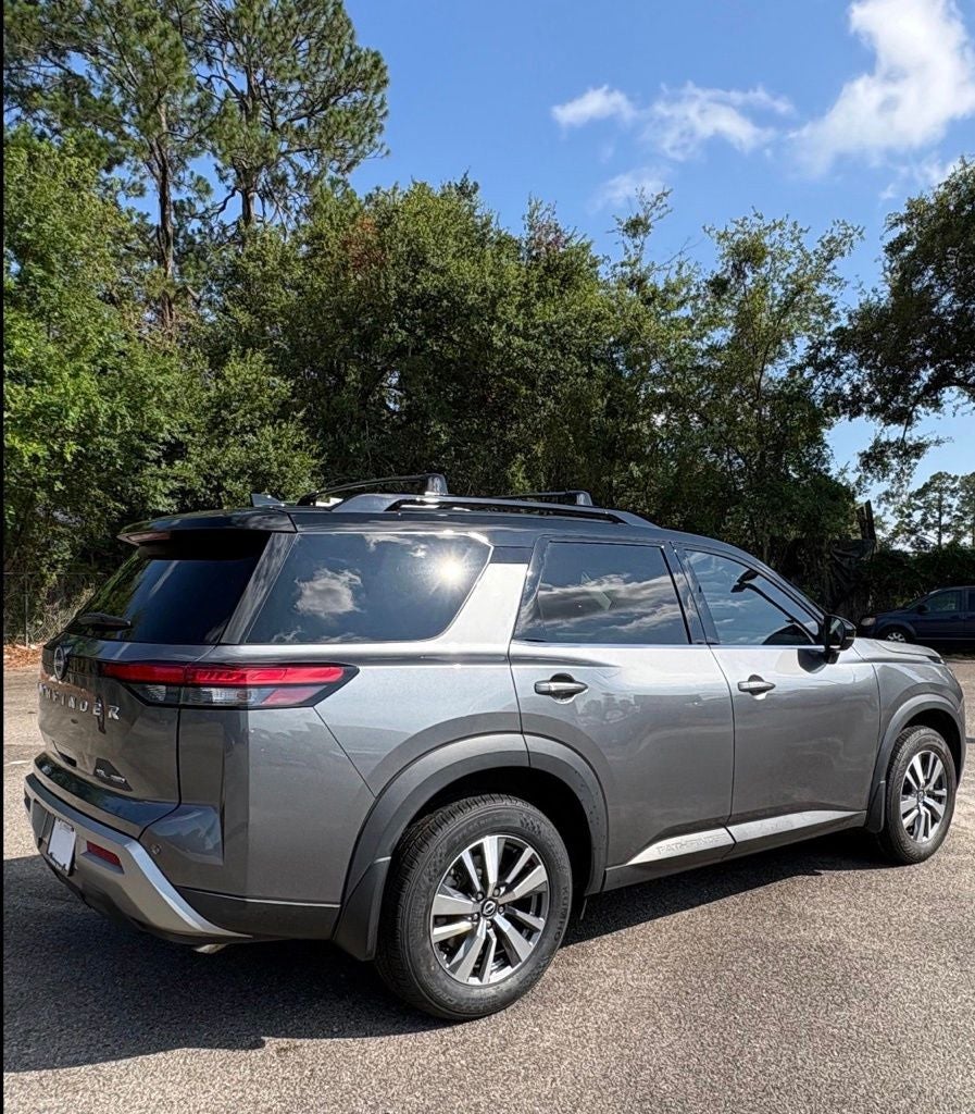2024 Nissan Pathfinder SL 4WD