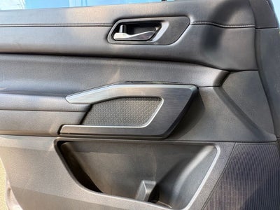 2024 Nissan Pathfinder SL 4WD