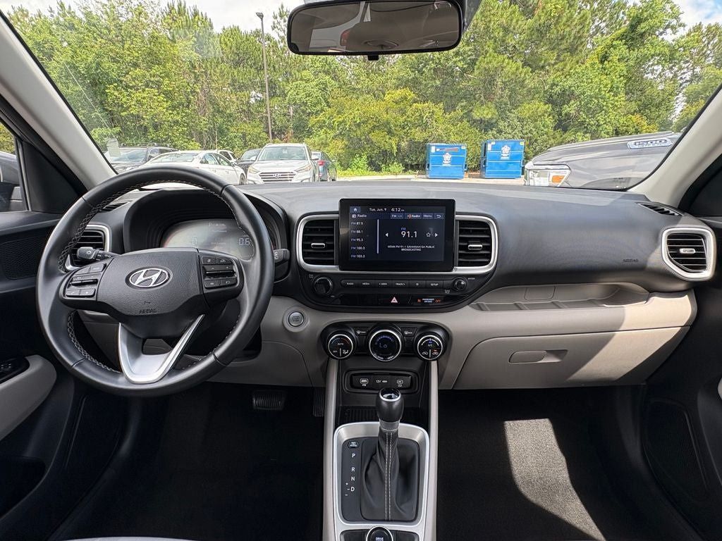 2025 Hyundai Venue SEL