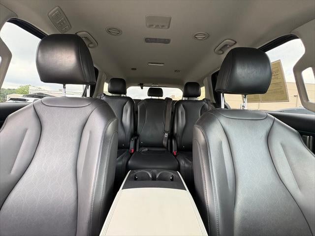 2023 Kia Carnival MPV LX Seat Package