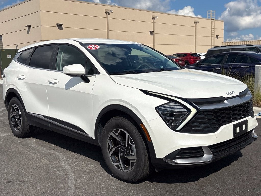 2024 Kia Sportage LX