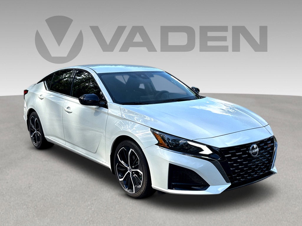 2024 Nissan Altima SR