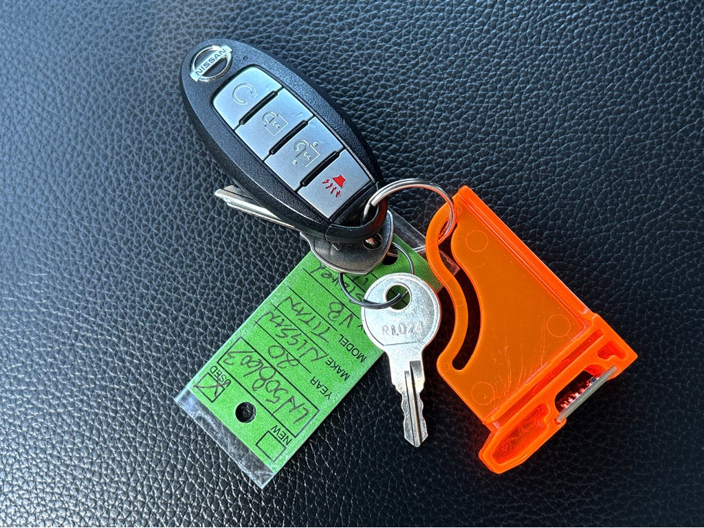 2020 Nissan Titan SV