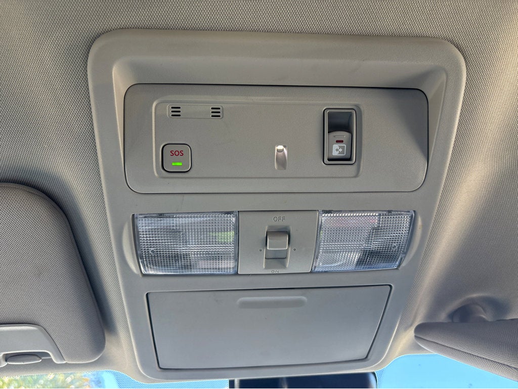 2020 Nissan Titan SV