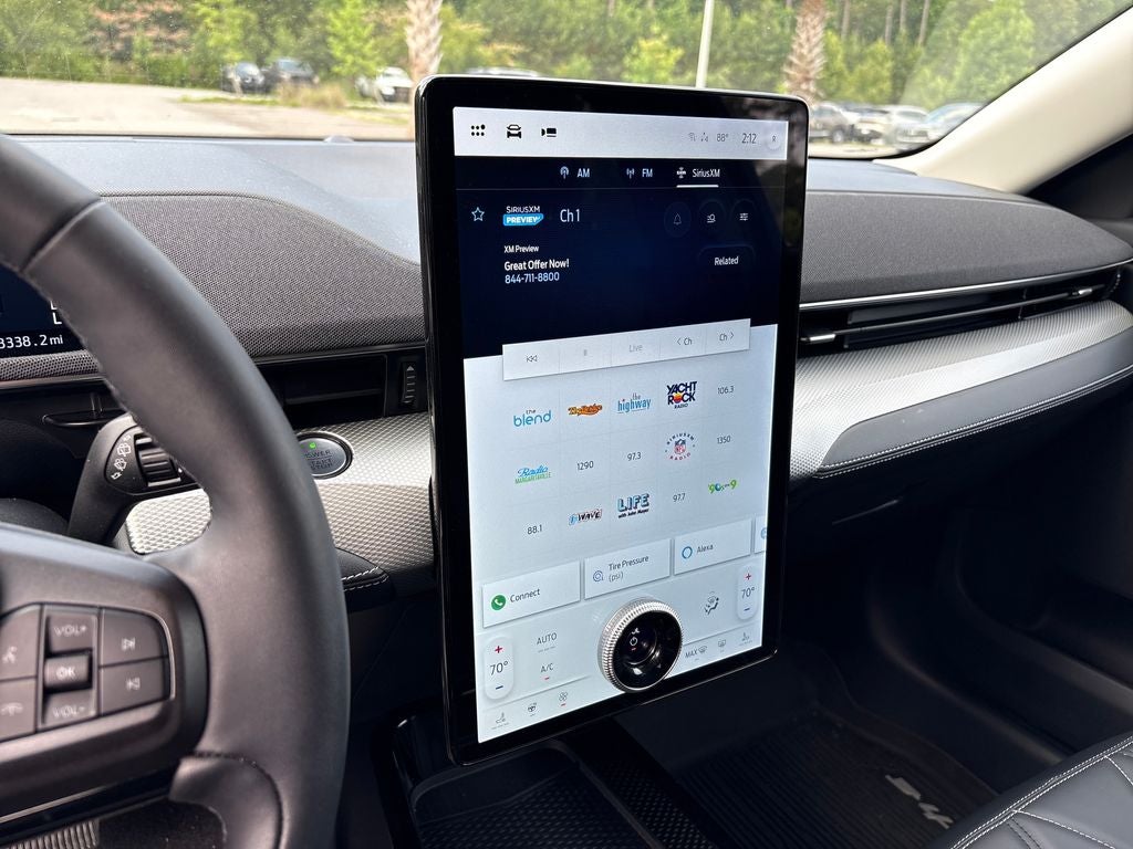 2022 Ford Mustang Mach-E Select