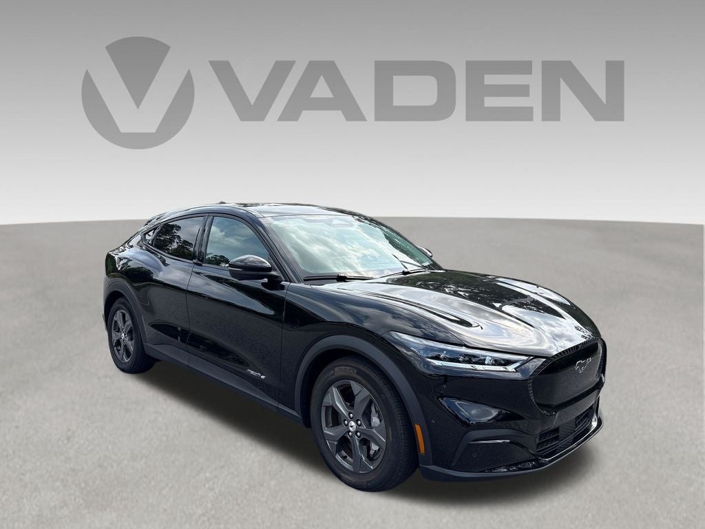 2022 Ford Mustang Mach-E Select