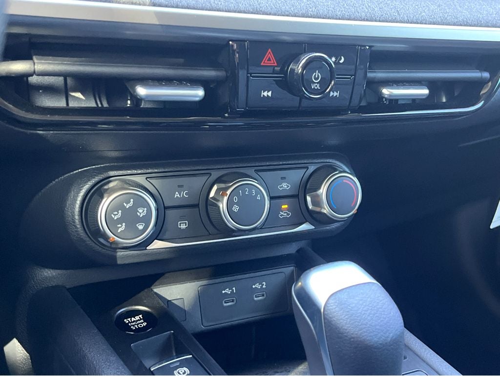 2025 Nissan Kicks SV - Photo 19