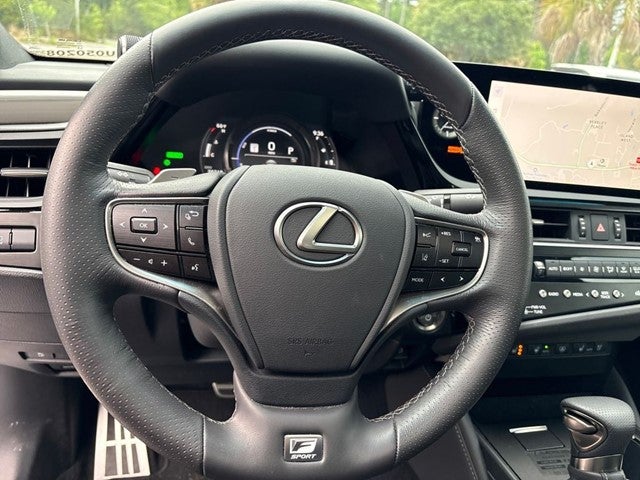 2024 Lexus ES Hybrid 300h F SPORT Handling - Photo 53