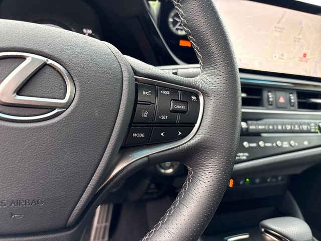 2024 Lexus ES Hybrid 300h F SPORT Handling - Photo 54