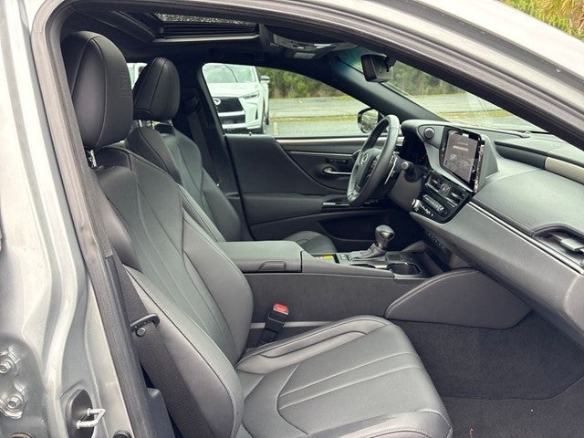 2024 Lexus ES Hybrid 300h F SPORT Handling - Photo 74
