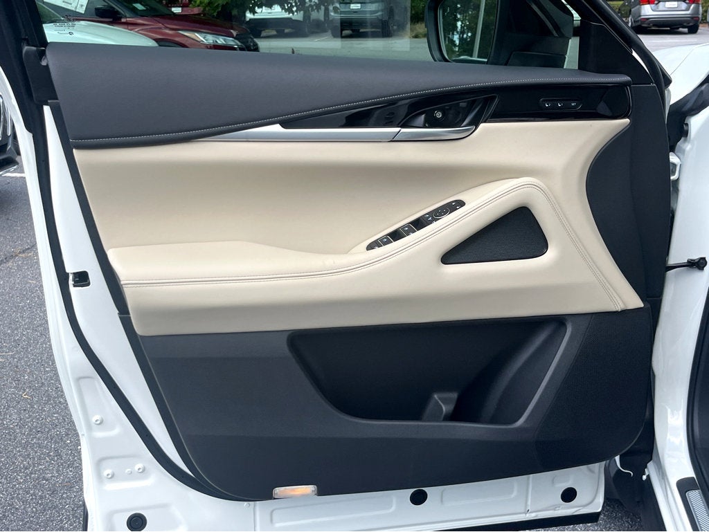 2025 INFINITI QX60 Pure FWD