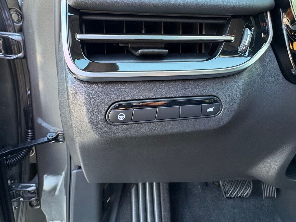 2027 INFINITI QX60 Luxe FWD