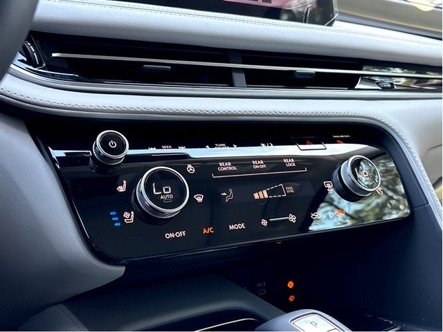2027 INFINITI QX60 Luxe FWD
