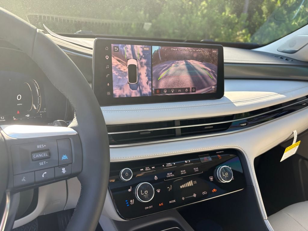 2027 INFINITI QX60 Luxe FWD