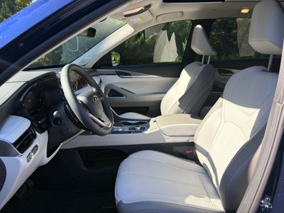 2027 INFINITI QX60 Luxe FWD