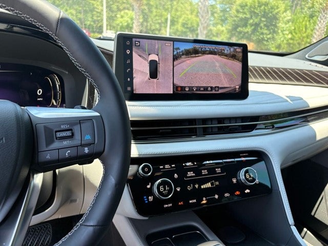 2027 INFINITI QX60 Luxe FWD