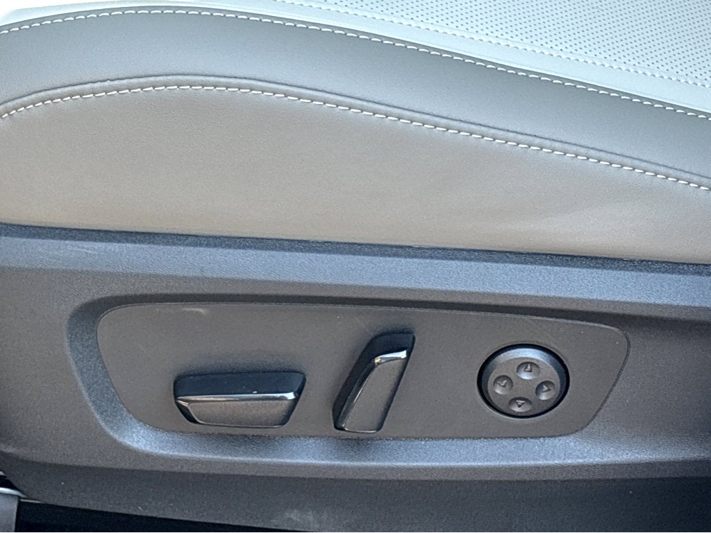 2027 INFINITI QX60 Luxe FWD
