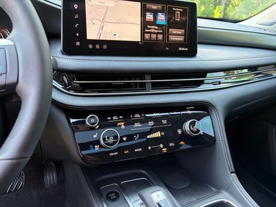 2027 INFINITI QX60 Luxe FWD