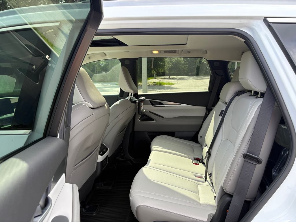 2027 INFINITI QX60 Luxe AWD
