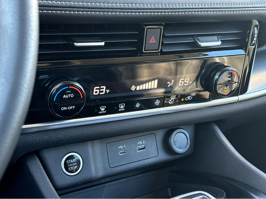 2022 Nissan Rogue SV