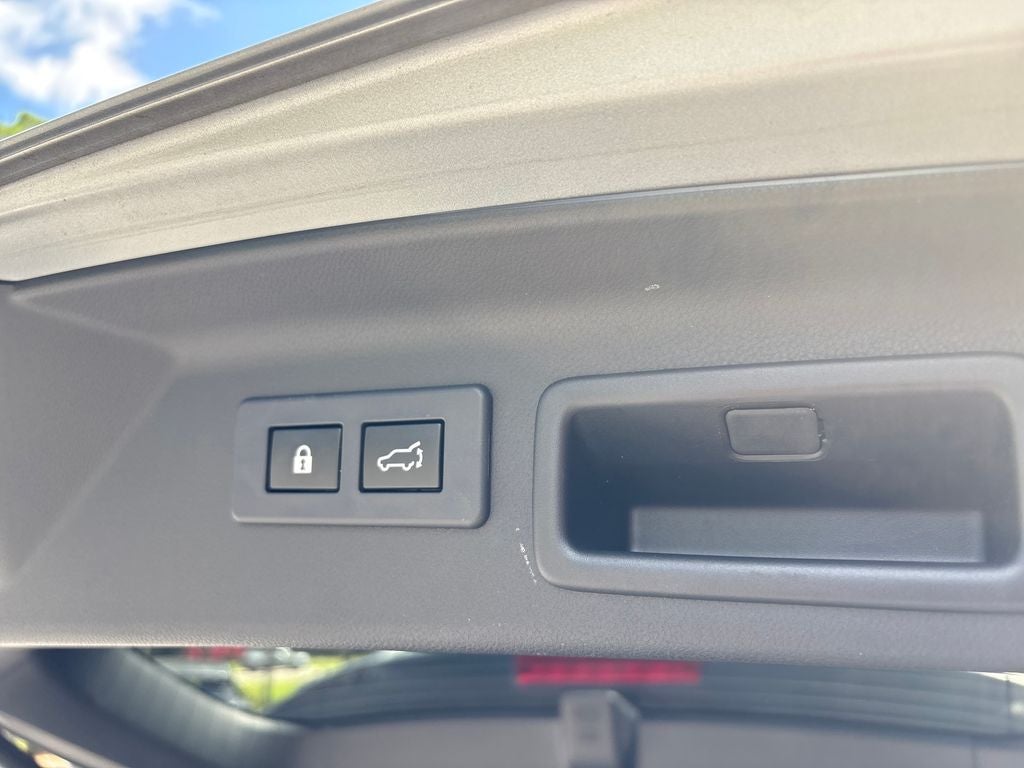 2025 Subaru Forester Touring - Photo 32