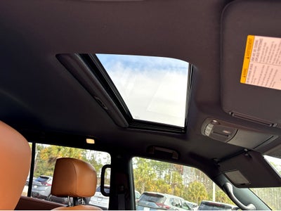 2023 INFINITI QX80 SENSORY