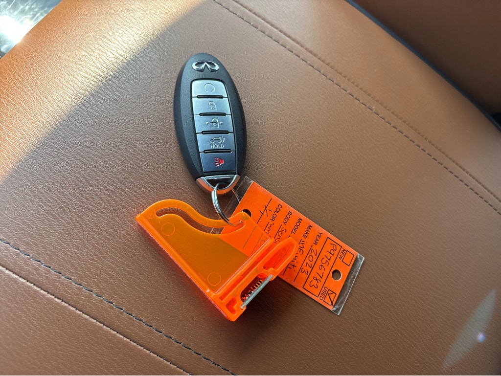 2023 INFINITI QX80 SENSORY