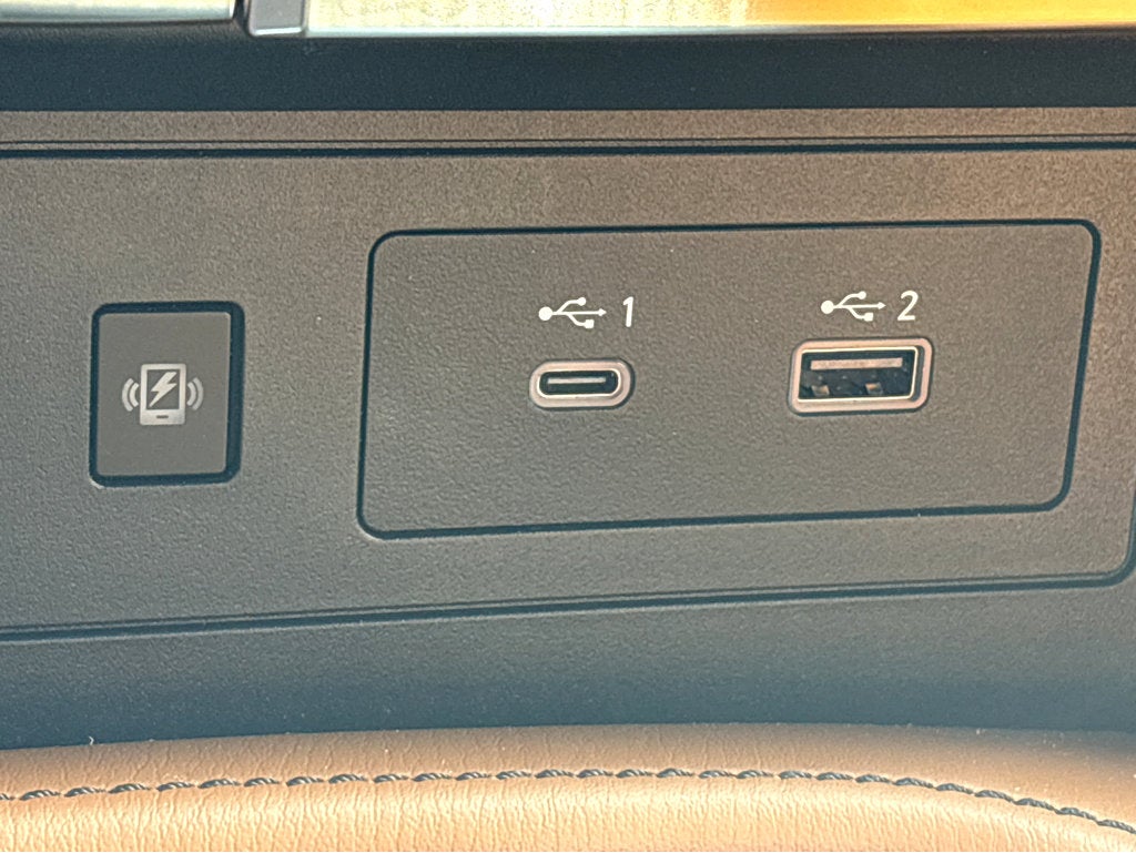 2023 INFINITI QX80 SENSORY