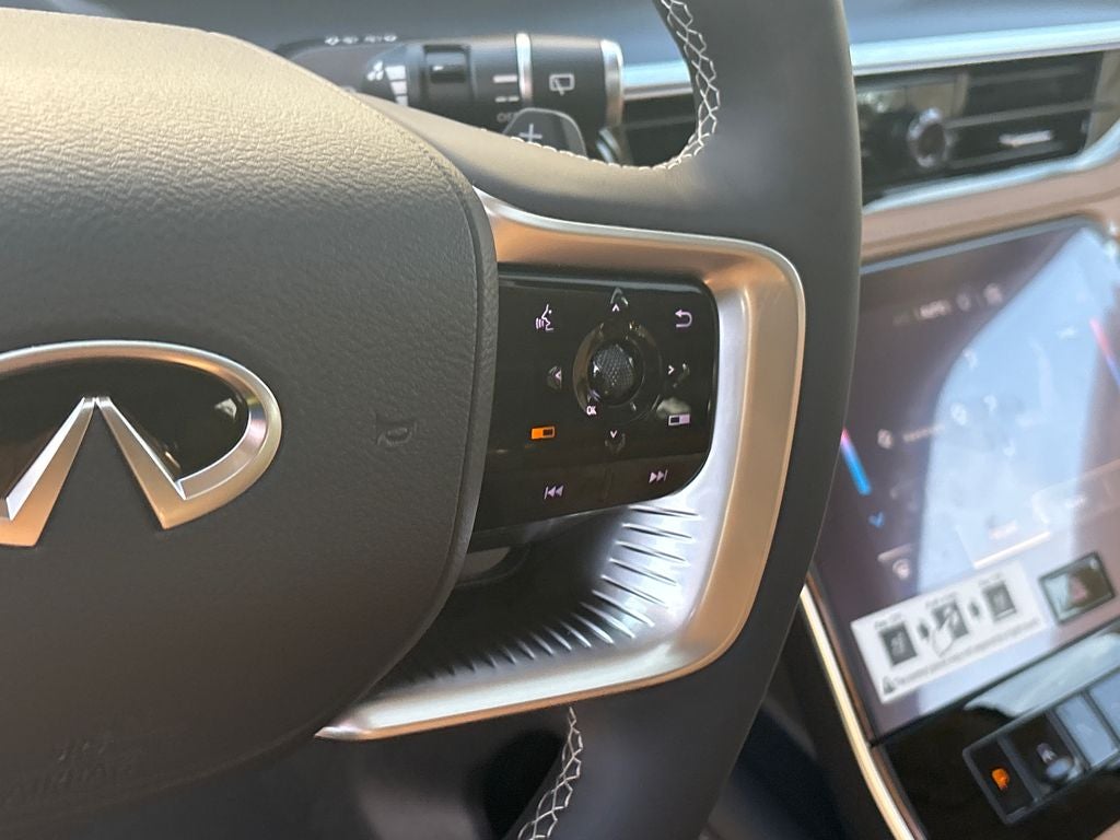 2027 INFINITI QX80 Luxe 2WD