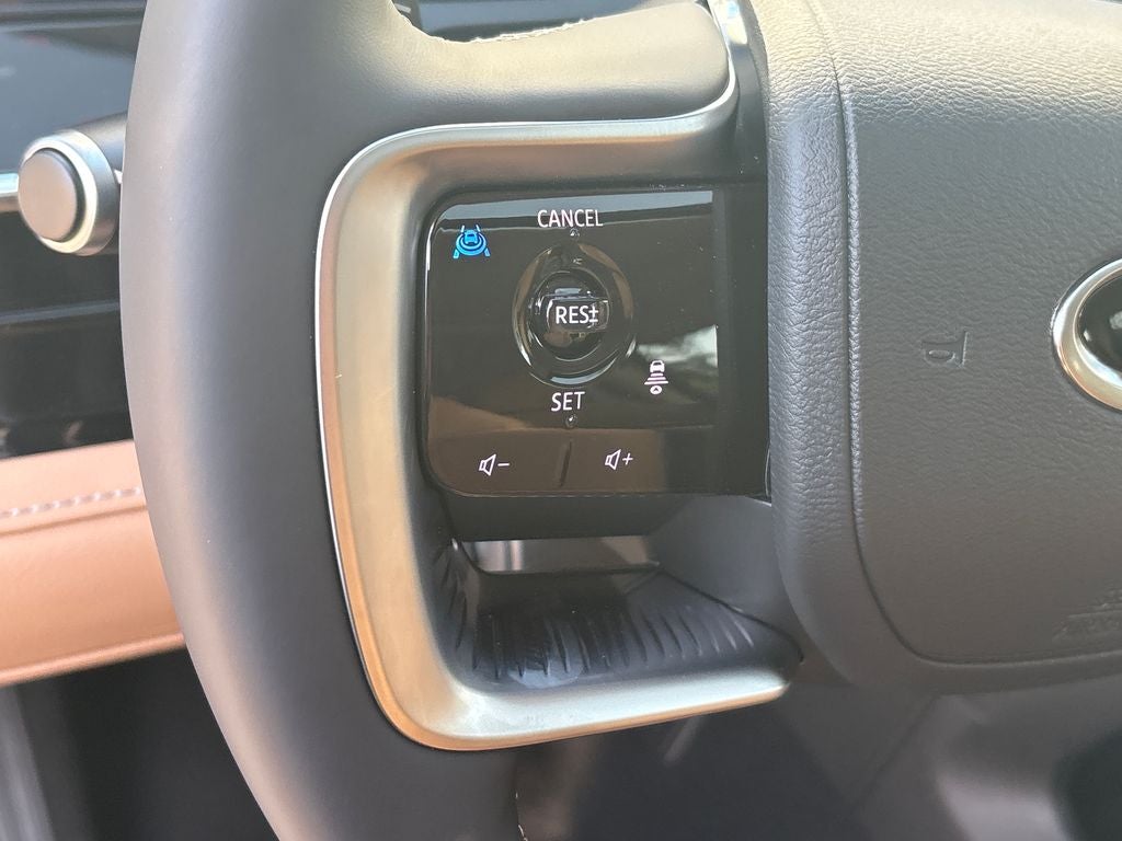 2027 INFINITI QX80 Luxe 2WD