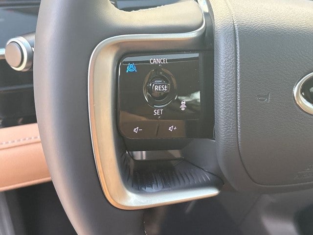 2027 INFINITI QX80 Luxe 2WD