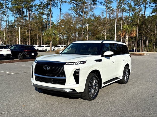 2026 INFINITI QX80 Luxe 4WD