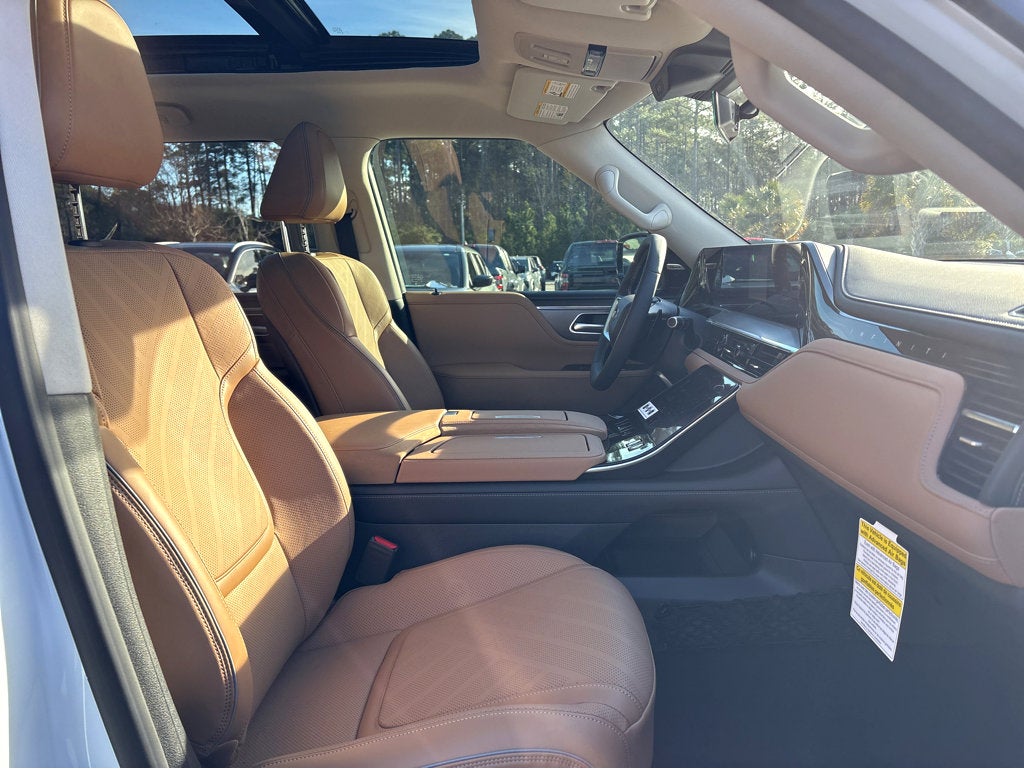 2026 INFINITI QX80 Luxe 4WD