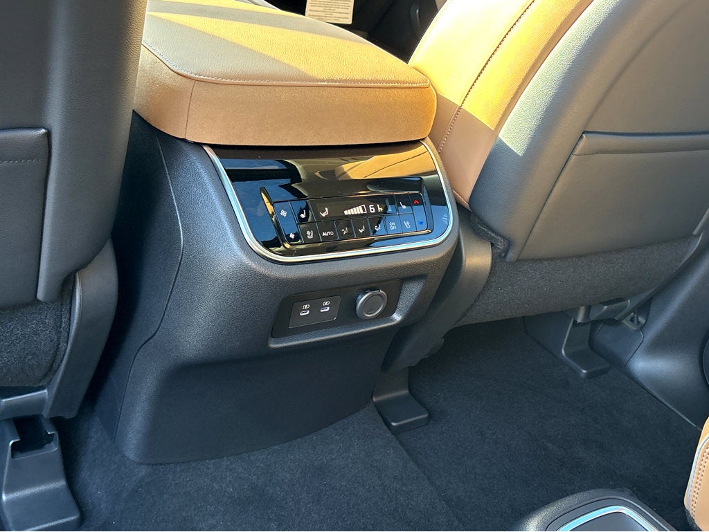 2026 INFINITI QX80 Luxe 4WD