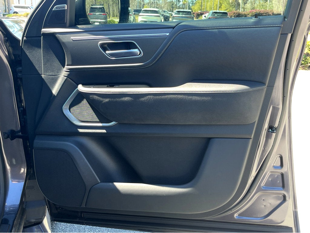 2025 INFINITI QX80 Luxe 2WD