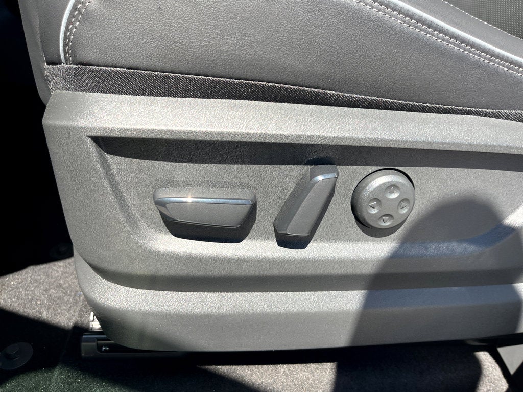 2025 INFINITI QX80 Luxe 2WD