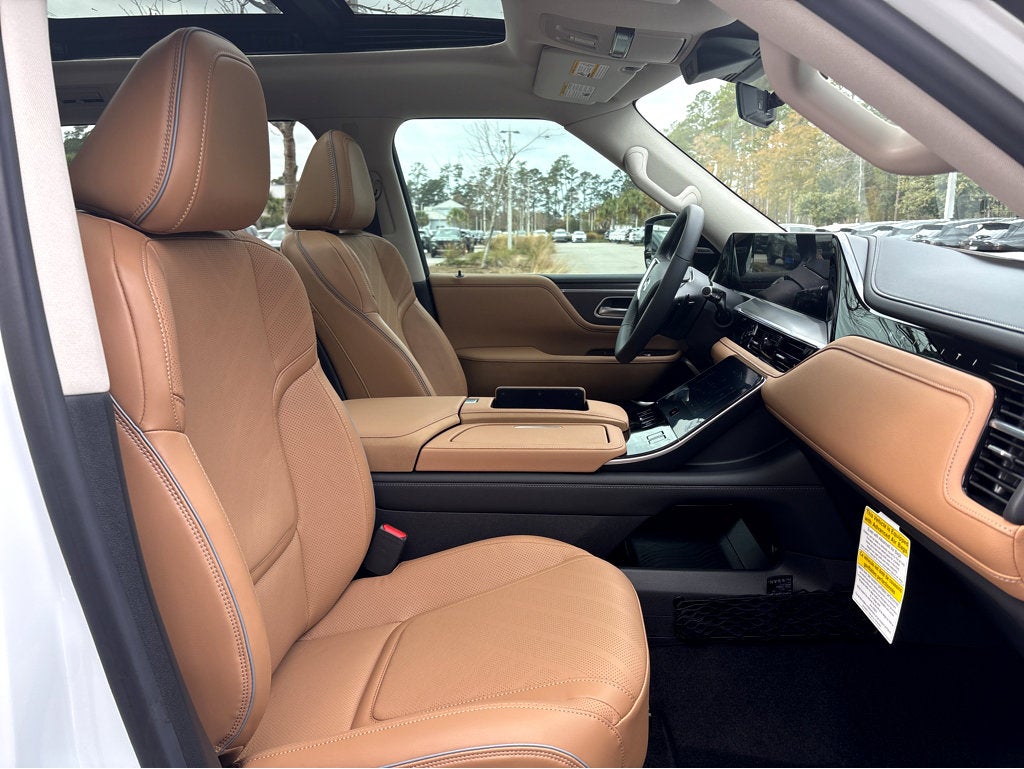 2026 INFINITI QX80 Luxe 4WD