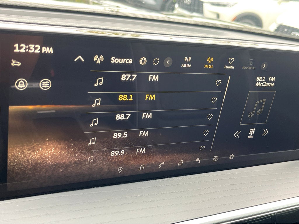 2025 INFINITI QX80 Sensory 4WD