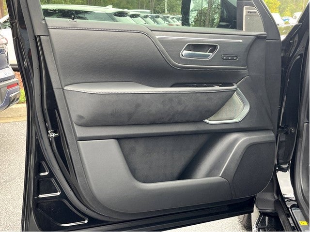 2025 INFINITI QX80 Sensory 4WD