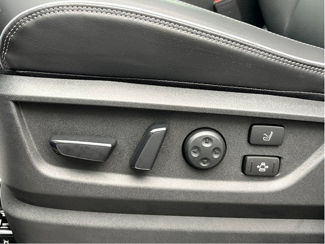 2025 INFINITI QX80 Sensory 4WD